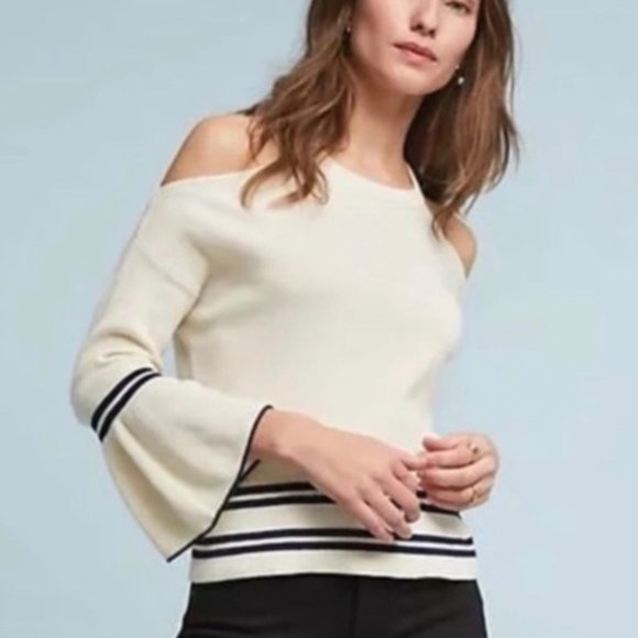 Anthropologie Sweaters - Anthropologie Knitted & Knotted Cold Shoulder Top